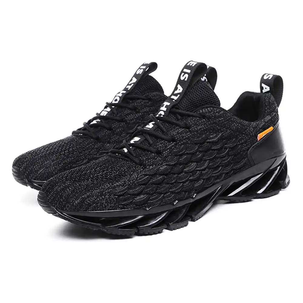 size 44 size 39 walking shoes  - Outdoor Sport Flooring avis et prix